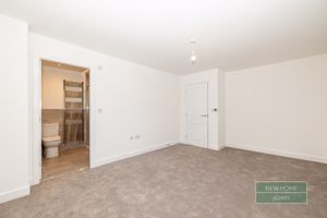 Photo 32- click for photo gallery